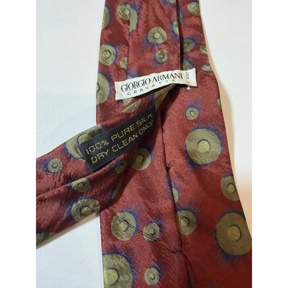 Giorgio Armani Silk Tie Italy Abstract Medallion Vintage Designer Necktie